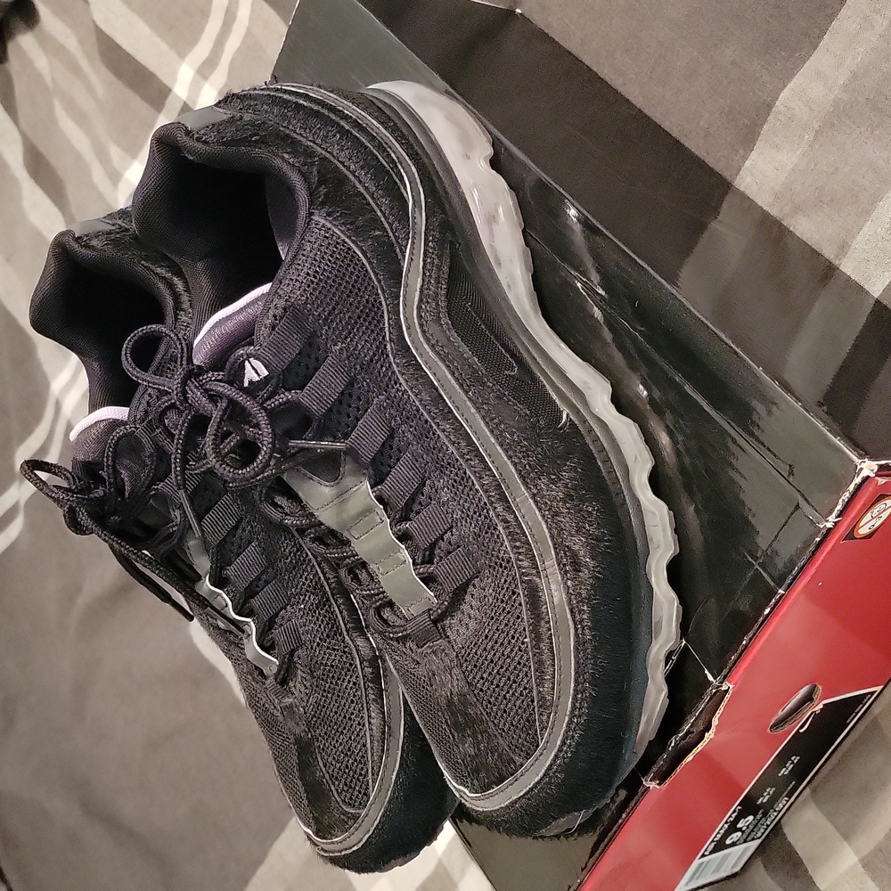 Air max 24-7